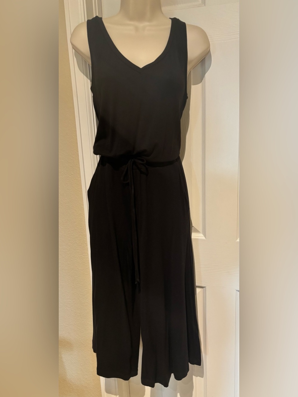 Michael Stars Sleeveless Black V-Neck/Back Cropped Jumpsuit with Waist Tie